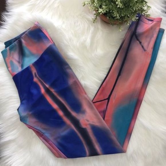 Onzie Pants - ONZIE | Tie Dye Watercolor Illusion Leggings XS